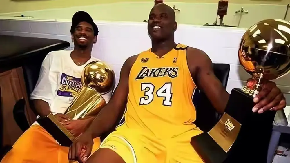 封盖, 出的表现 封盖, 出的表现