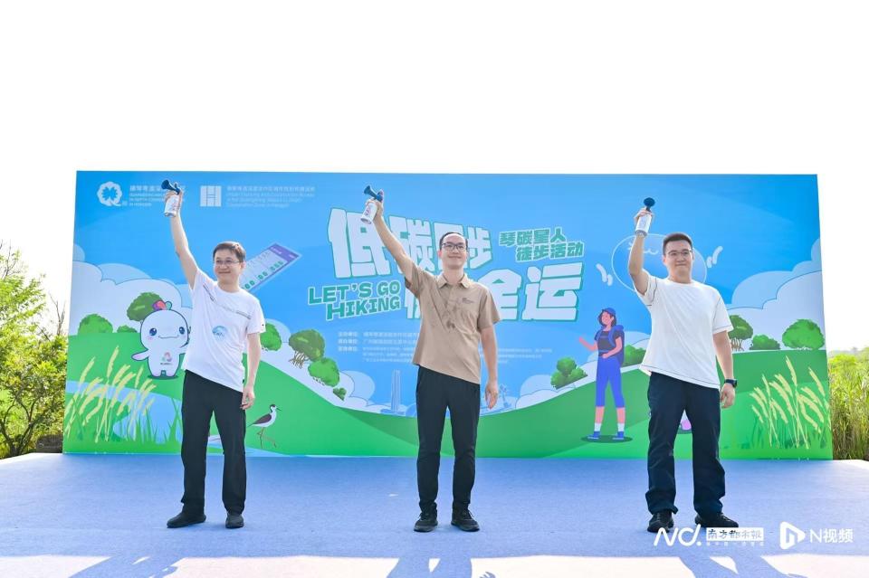 xiWM, YW, KgAA xiWM, YW, KgAA